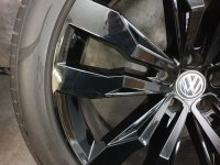VW Touareg 3 3Q CR7 Suzuka Alloy Rims Summer Tyres 285/40 R 21 TPMS Pirelli 2017 6,4-5,9mm 9,5J ET31 760601025D 5x112 Black