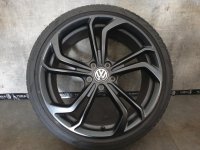 1x Original VW Golf 7 5G R GTI TCR GTD Reifnitz Alufelge Sommerreifen 235/35 R 19 Pirelli 2019 5,8mm 8J ET50 5G0601025EB 5x112