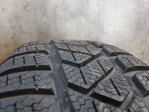 2x Pirelli Sottozero 3 Winter Tyres 215/60 R 16 99H XL 99% 2021
