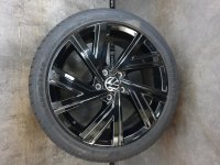 Genuine OEM VW Golf 8 5H R GTI GTD Bergamo Alloy Rims Summer Tyres 225/40 R 18 2021 Goodyear Bridgestone 6,9-4,7mm 7,5J ET51 5H0601025AE 5x112 Black