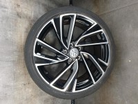Genuine OEM VW Golf 8 5H R GTI GTD Adelaide Alloy Rims Summer Tyres 235/35 R 19 2020 Goodyear 7,1-6,1mm 8J ET50 5H0601025R 5x112