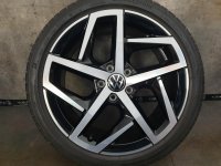 Genuine OEM VW Golf 8 5H R GTI GTD Dallas Alloy Rims Summer Tyres 225/40 R 18 2021 Bridgestone 7,5J ET51 5H0601025G 5x112