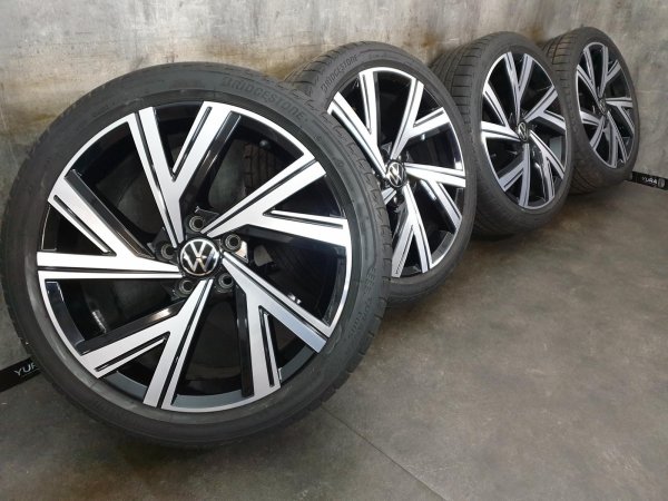 Original VW Golf 8 5H R GTI GTD Bergamo Alufelgen Sommerreifen 225/40 R 18 Bridgestone 2020 2022 7,5J ET51 5H0601025M 5x112