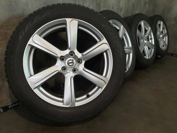 Original Volvo XC90 2 Typ 256 Alufelgen Winterreifen 235/55 R 19 Nokian 2019 8J ET42,5 31423021 5x108