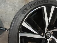 Original Volvo V90 S90 2 Typ P 5-Spoke Black Diamond Cut Alufelgen Winterreifen 255/40 R 19 Michelin 2021 8,5J ET47 32243394 5x108