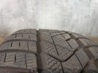 2x Pirelli Scorpion Winter Winterreifen 235/45 R 20 100V...