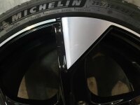 Original Volvo EX90 Typ T 5-Speichen Aero-Sport-Design Alufelgen Winterreifen 265/40 R 22 295/35 R 22 RDKS 2023 2024 Michelin 9J ET38,5 32134889 10J ET44,5 32134890 5x108