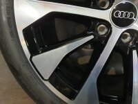 Original Audi Q3 FJ Sportback Alufelgen Sommerreifen 255/45 R 19 2025 Falken 8,5J ET38 83H601025E 5x112
