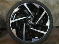 Original VW Arteon 3H Shooting Brake Nashville Alufelgen Sommerreifen 245/35 R 20 Seal Pirelli 2020 8J ET40 3G8601025T 5x112
