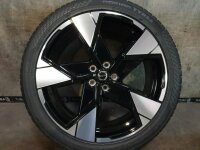 Original Volvo EX30 5-Spoke Glossy Black Diamond Cut...