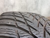 Original Volvo V90 Cross Country 5-Y-Speichen-Design 1184 Alufelgen Winterreifen 235/50 R 19 2023 Nokian 7,5J ET50,5 32134528 5x108