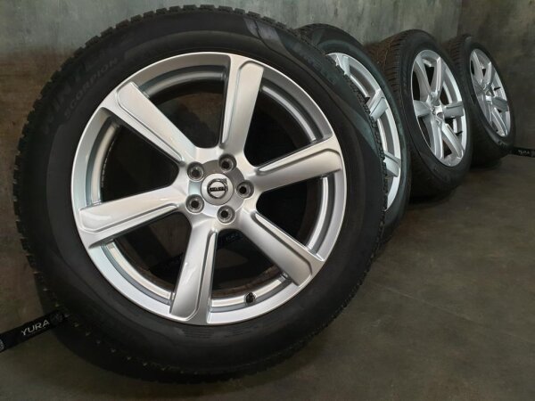 Original Volvo XC90 2 Typ 256 Alufelgen Winterreifen 235/55 R 19 2025 Pirelli 8J ET42,5 31423021 5x108