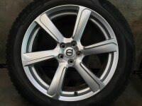 Original Volvo XC90 2 Typ 256 Alufelgen Winterreifen 235/55 R 19 2025 Pirelli 8J ET42,5 31423021 5x108