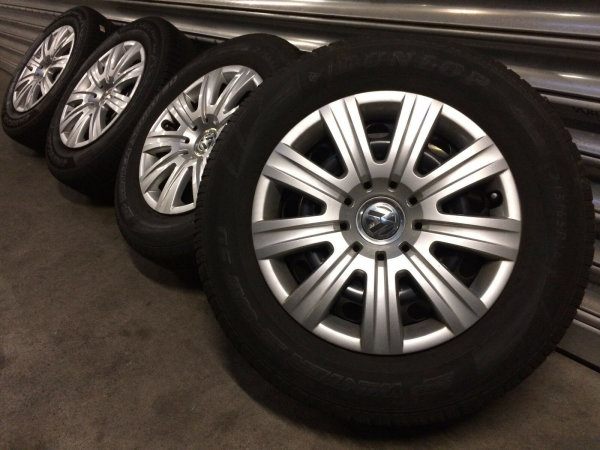 4x Original VW Tiguan 5N Stahlfelgen Winterreifen 215/65 R 16 Dunlop Hankook 2013 2016 5,1mm-3,1mm