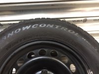 Genuine OEM VW 5Q Steel Rims Winter Tyres 195/65 R 15 Pirelli DOT 2014 | 6-4,1mm