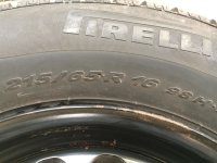 VW Tiguan 1 5N 7N Steel Rims Winter Tyres 215/65 R16 Pirelli 2012 6,6-4,2mm