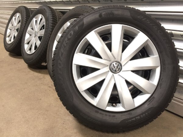 VW Passat B8 3G 3Q0601027A Stahlfelgen Winterreifen 215/60 R 16 Seal Pirelli 4,4-2,4mm 2017 2018 2019