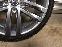 VW Golf 7 5G R GTI GTD 5G0601025AF Salvador Alloy Rims Winter Tyres 225/40 R 18 Pirelli NEW 2019