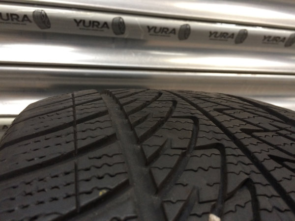 2x Goodyear Ultragrip 8 Winter Tyres 255/35 R 19 96V 2012 2013 6,7-6,6mm Zwei Reifen sind bereits Montiert