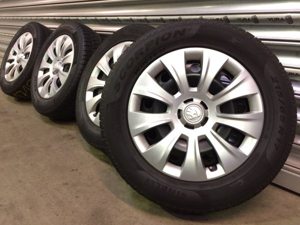 VW Tiguan 2 5NA Allspace Stahlfelgen Winterreifen 215/65 R 17 Seal Pirelli 2017 6,4-2,7mm 5QF601027_/A 6,5J ET38 5x112