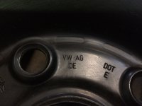 VW Tiguan 2 5NA Allspace Stahlfelgen Winterreifen 215/65 R 17 Seal Pirelli 2017 6,4-2,7mm 5QF601027_/A 6,5J ET38 5x112