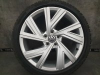 Genuine OEM VW Golf 8 5H R GTI GTD Bergamo Alloy Rims Winter Tyres 225/40 R 18 2020 Pirelli 7,5J ET51 5H0601025AE 5H0601025M 5x112 SILBER