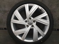 VW Golf 8 5H R GTI GTD Bergamo Alloy Rims Winter Tyres 225/40 R 18 99% 2020 Bridgestone 7,5J ET51 5H0601025AB SILBER 5x112