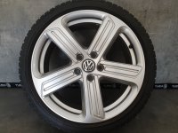 Genuine OEM VW Golf 7 5G R GTI GTD Cadiz Alloy Rims Winter Tyres 225/40 R 18 Pirelli 2017 4,7-4,2mm 7,5J ET49 5G0601025BK SILBER