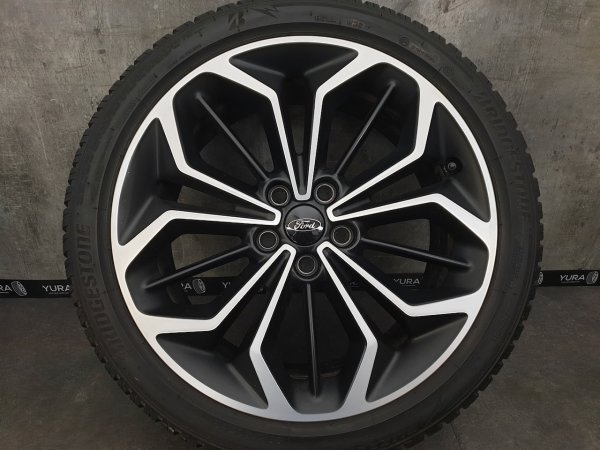 1x Ford Focus ST MK4 Alufelge Winterreifen 235/40 R 18 RDKS 88% 2020 Bridgestone 7mm 8J ET55 JX7C-H1A 5x108 Schwarz