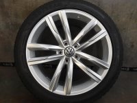 VW Passat B8 3G Variant Dartford Alloy Rims Winter Tyres 235/45 R 18 TPMS NEW 2021 Goodyear 8J ET44 3G0601025K 5x112 Grey