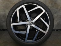 VW Golf 8 5H R GTI GTD Dallas Alufelgen Sommerreifen 225/40 R 18 99% Bridgestone 2019 7,5J ET51 5x112 5H0601025G