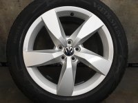 VW T-Cross 2GM Chesterfield Alufelgen Winterreifen 205/55 R 17 99% 2021 Vredestein 6,5J ET39 2GM601025A 5x100
