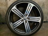 Original VW Golf 7 5G R GTI GTD Cadiz Alufelgen Sommerreifen 235/35 R 19 7,2mm Pirelli 2017 8J ET50 5x112 5G0601025AH